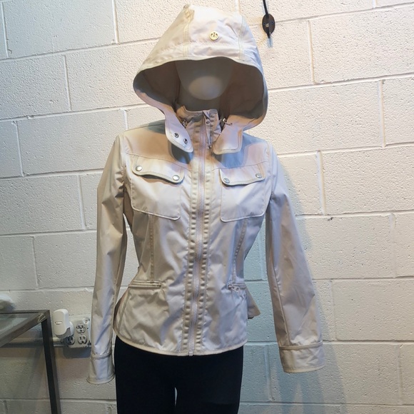 lululemon athletica Jackets & Blazers - Lululemon beige zip jacket w/ removable hood sz 8